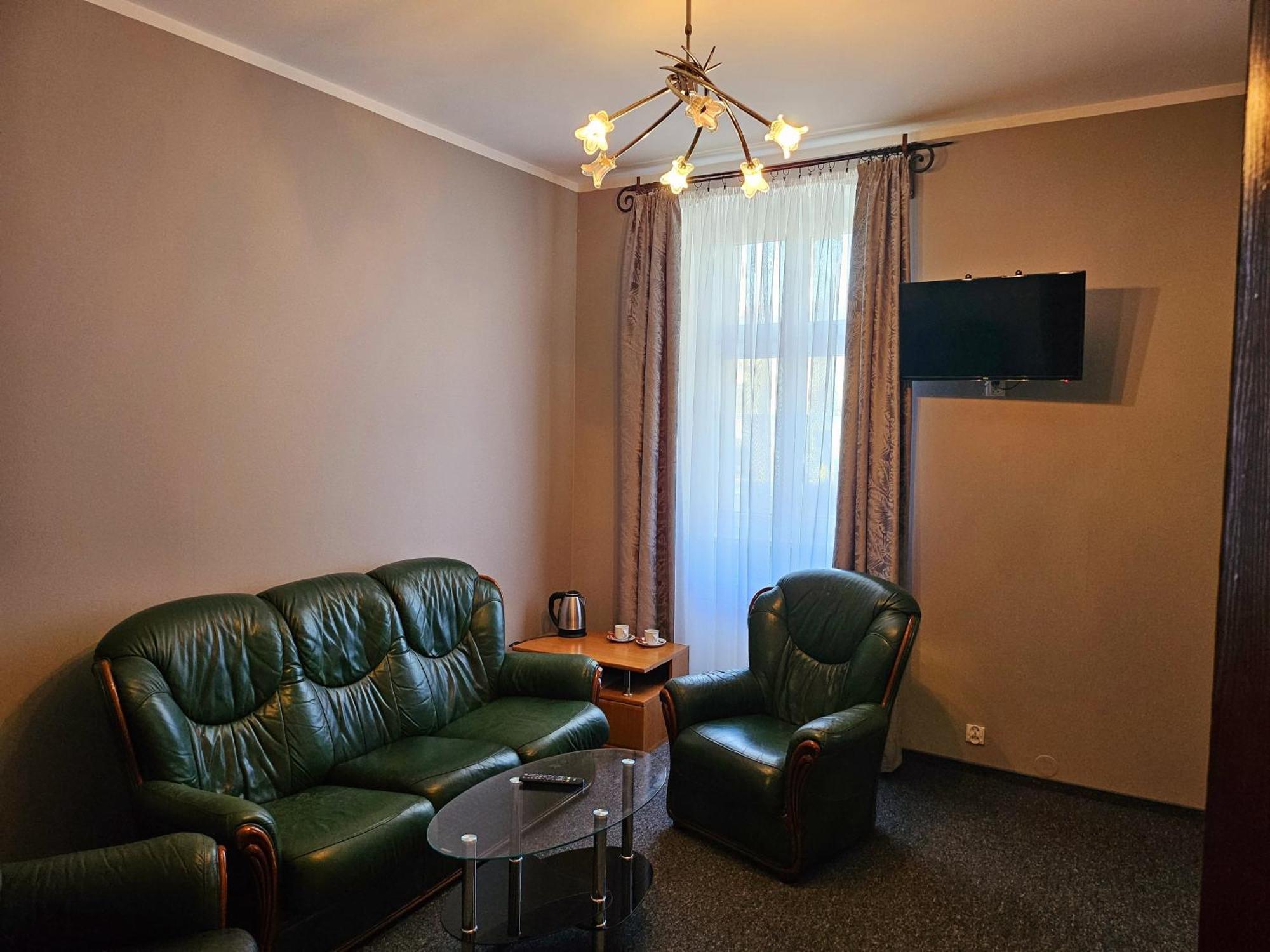 Rynkowy Aparthotel Рибник Екстериор снимка