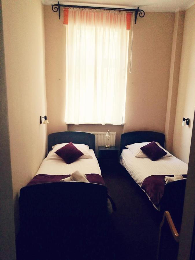 Rynkowy Aparthotel Рибник Екстериор снимка
